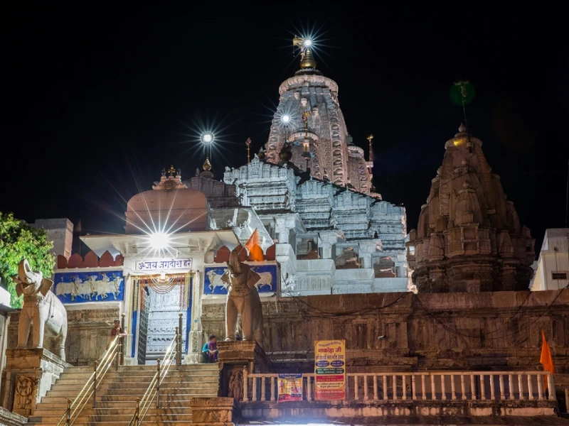 Temples of Udaipur: A Spiritual Journey Through the City of Lakes
